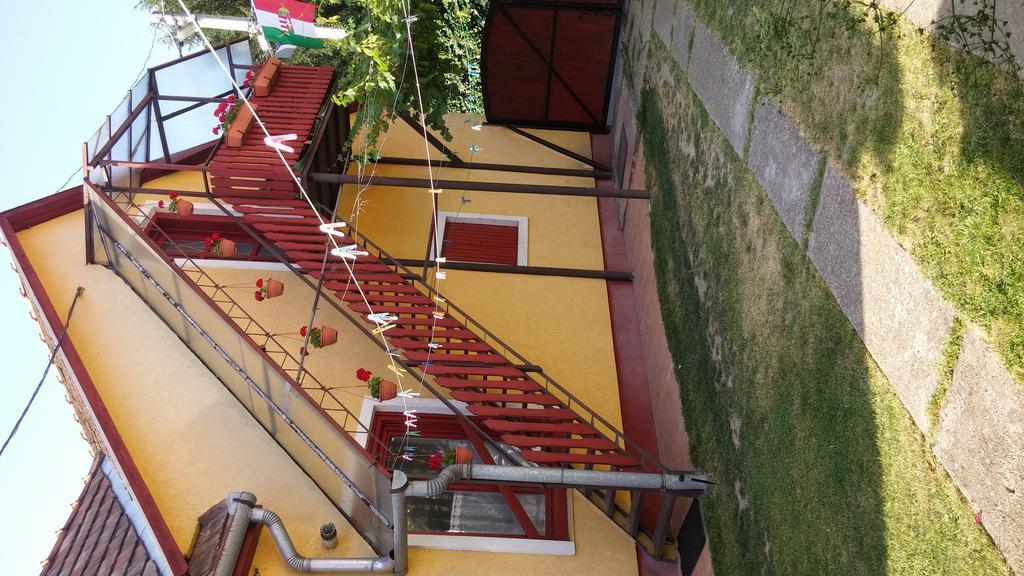Zach Klara Utcai Apartman Visegrád Exterior foto